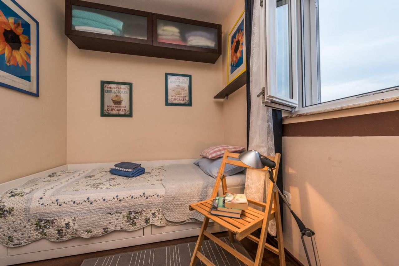 Apartments Jelavic Sutomiscica Eksteriør bilde